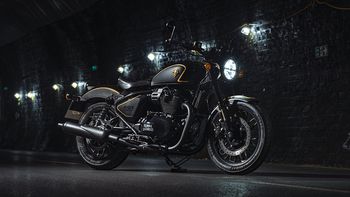 Limitowany Royal Enfield Shotgun 650 x Rough Crafts