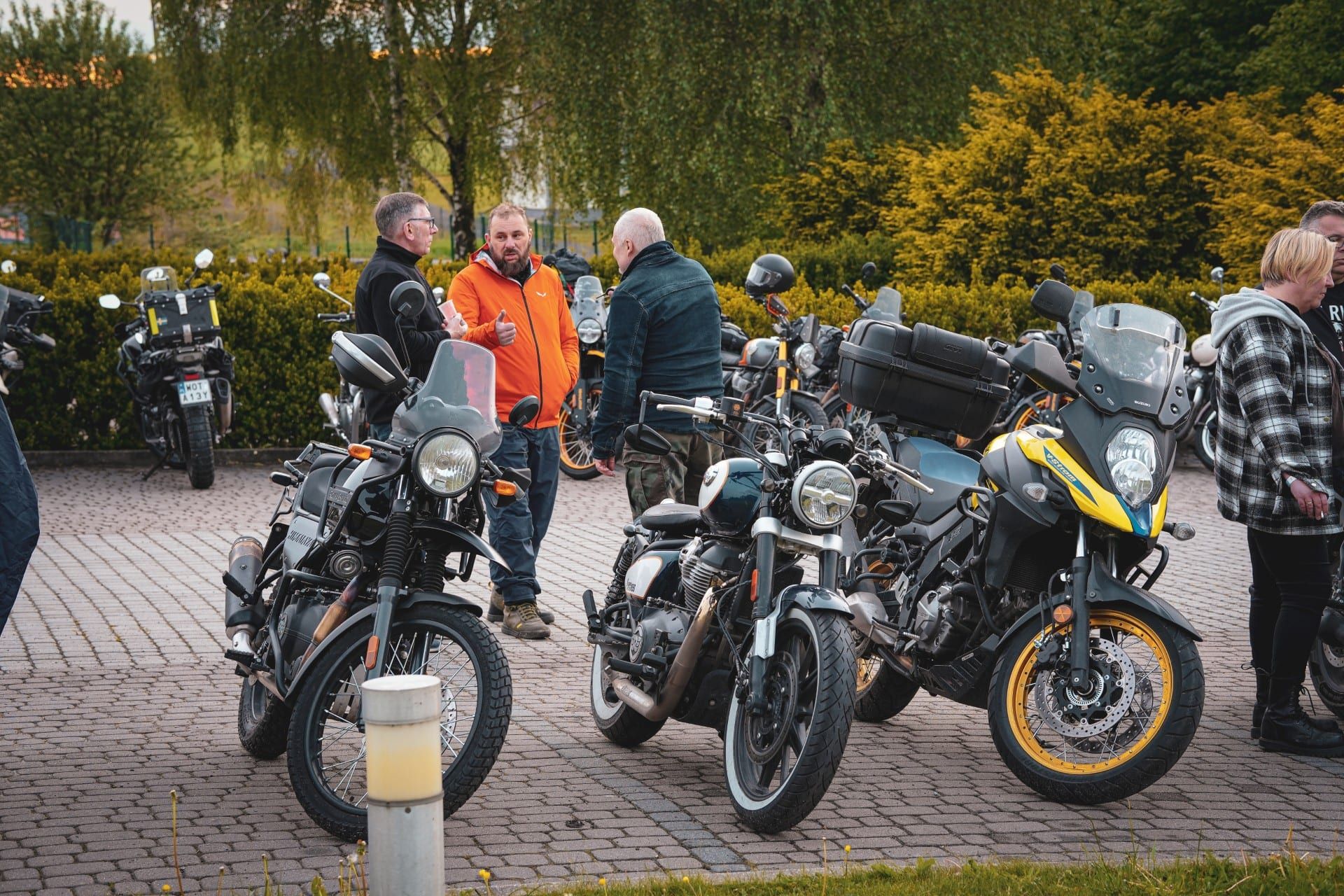 Royal Enfield Powitanie sezonu 2026