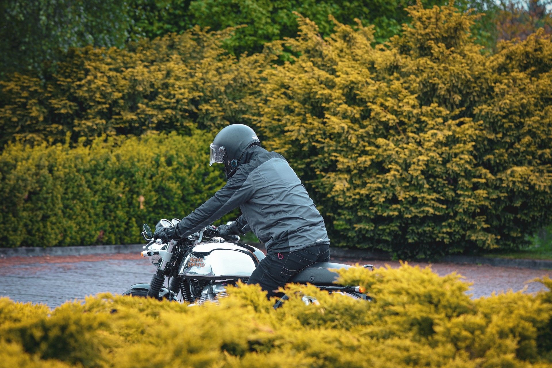 Royal Enfield Powitanie sezonu 2026