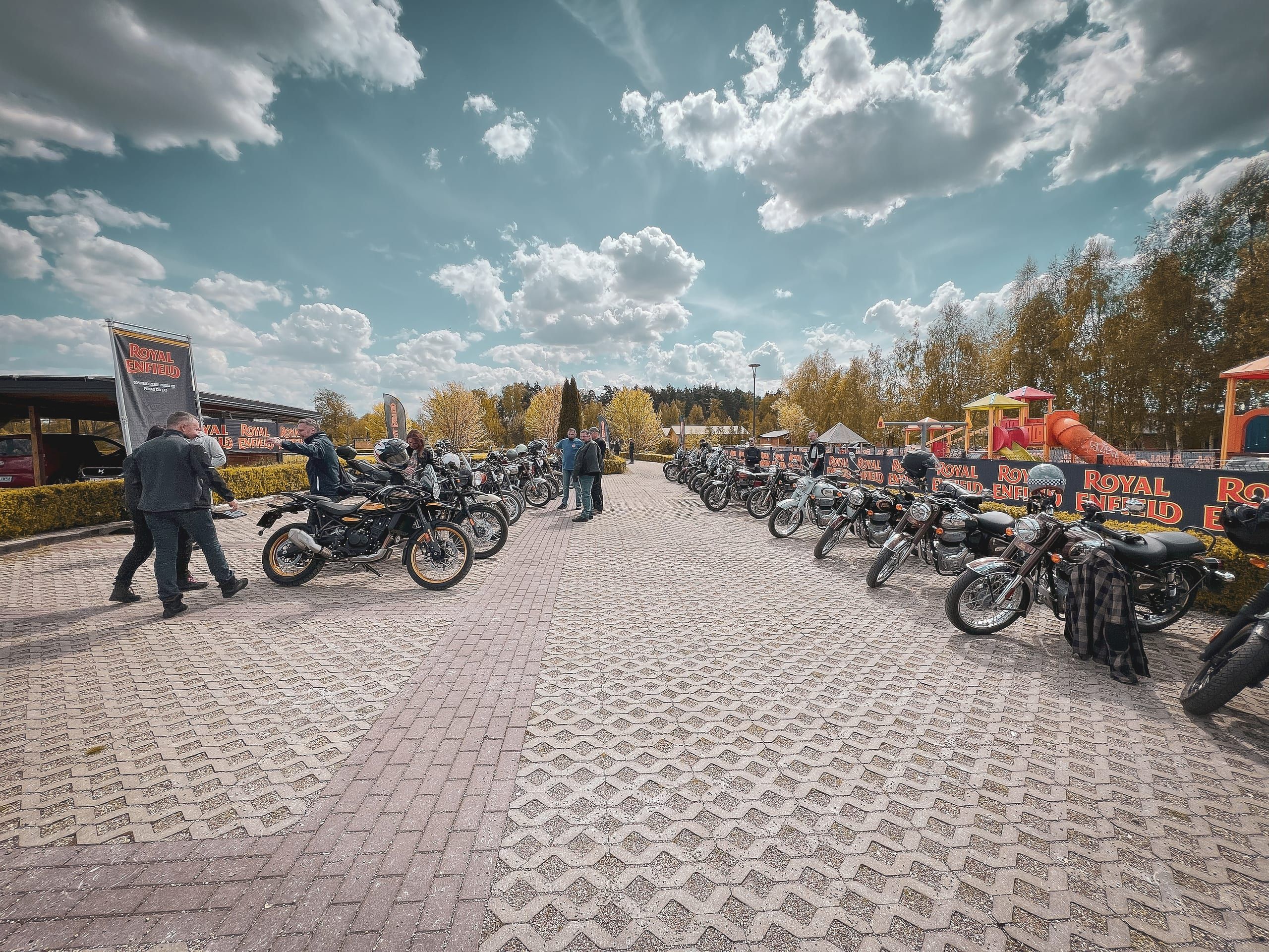 Royal Enfield Powitanie sezonu 2024