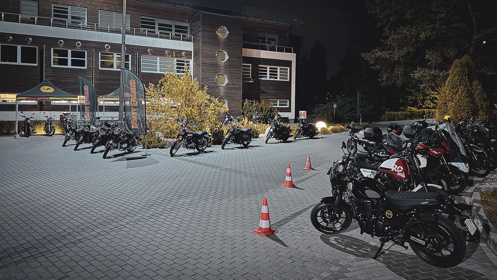 Royal Enfield Powitanie sezonu 2025