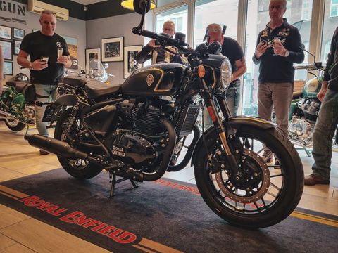 Shotgun 650 x Rough Crafts 1/100 — Royal Enfield Poznań