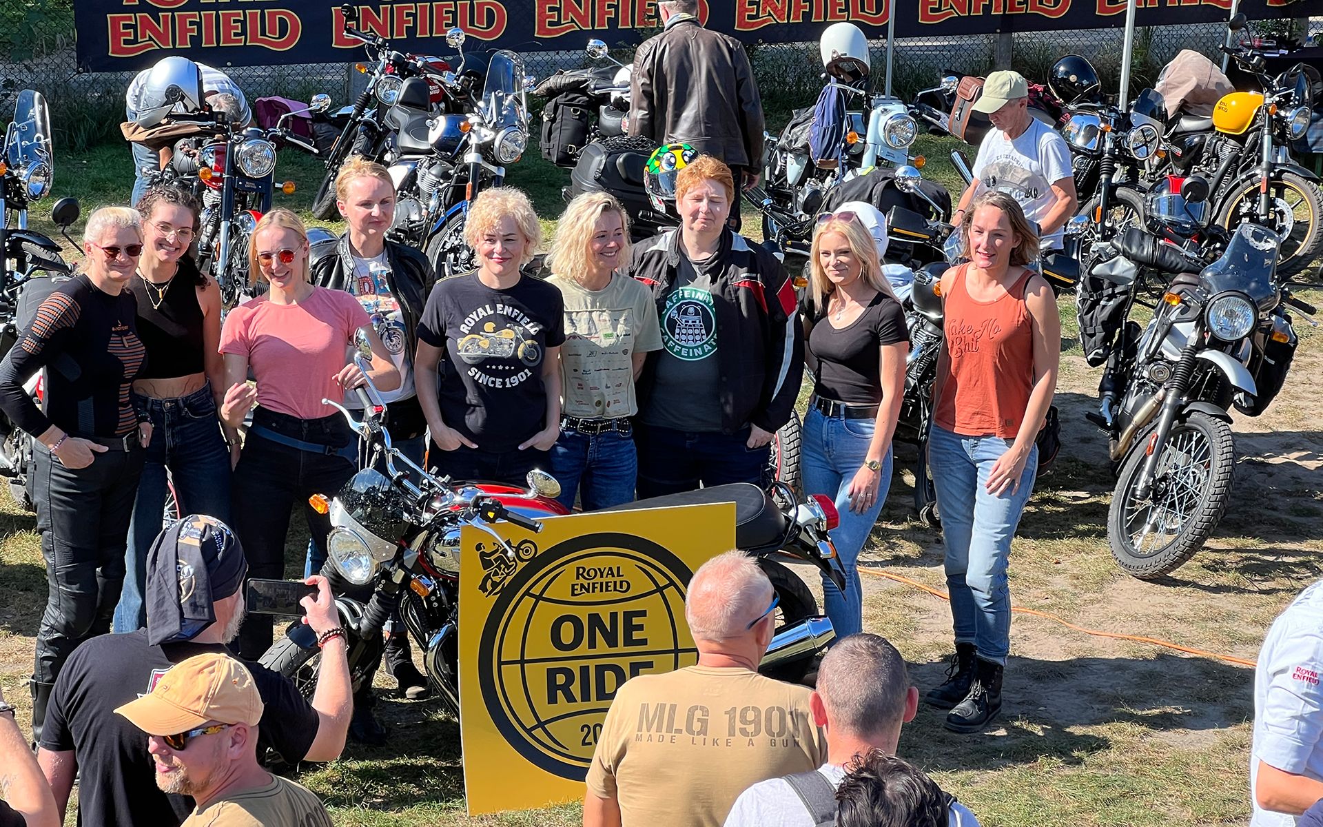 Dziewczyny na Royal Enfield One Ride 2023