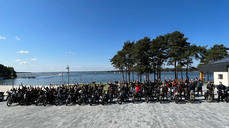 Spotkania i społeczność Royal Enfield
